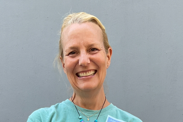 Julie Rhodes